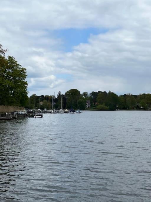 Lakeside Studio - Haus Mit Seezugang Koenigs Wusterhausen Ngoại thất bức ảnh